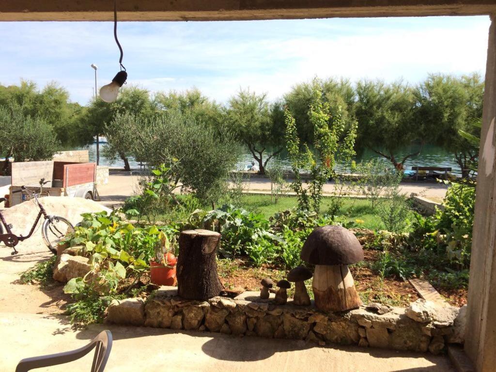 Apartman Put Svete Kate Raslina ภายนอก รูปภาพ