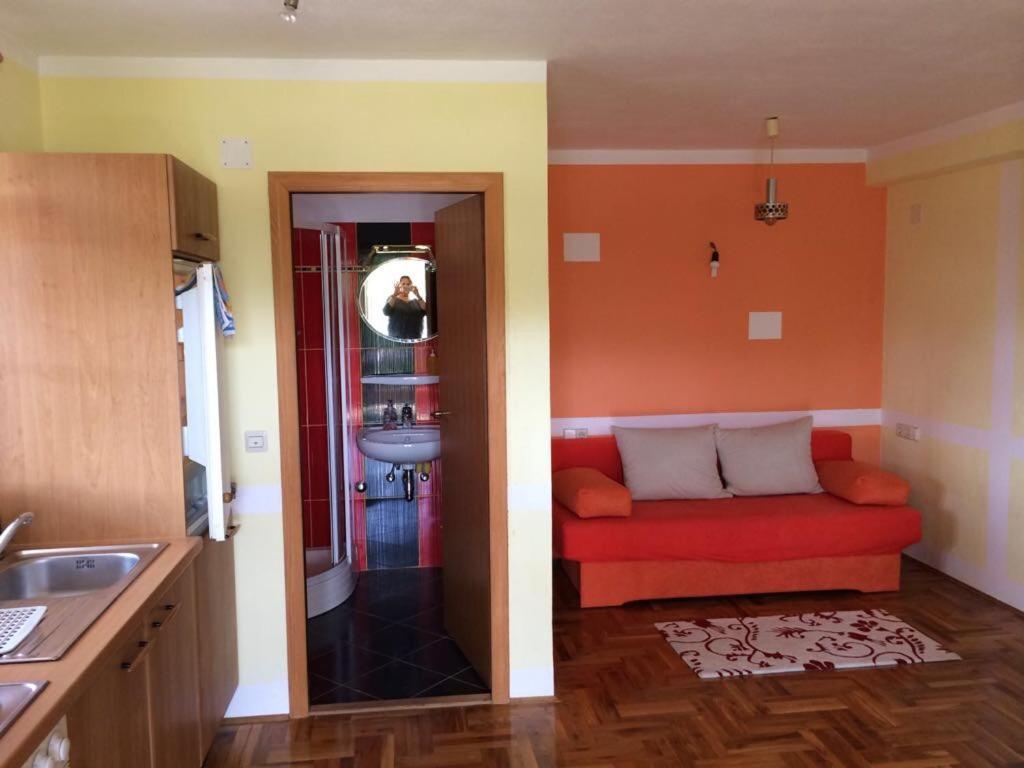 Apartman Put Svete Kate Raslina ภายนอก รูปภาพ