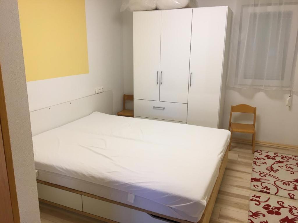 Apartman Put Svete Kate Raslina ภายนอก รูปภาพ